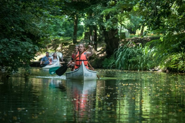 Egyetemisták vízitúrája a Tiszán és az Öreg-Túron